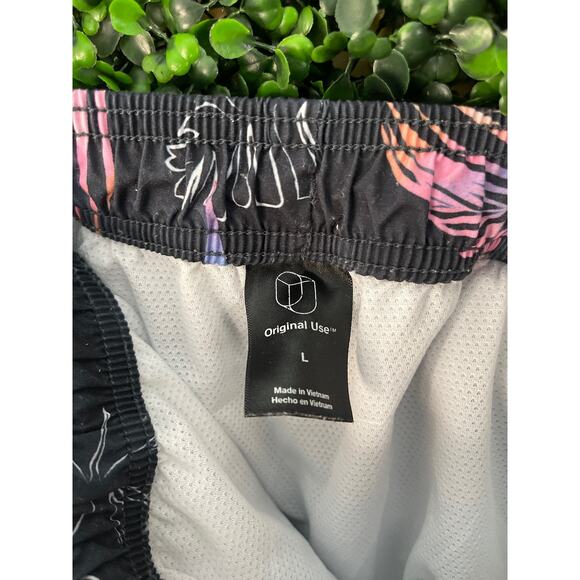 Original Use Men’s Swimming Shorts Size L - Picture 3 of 5